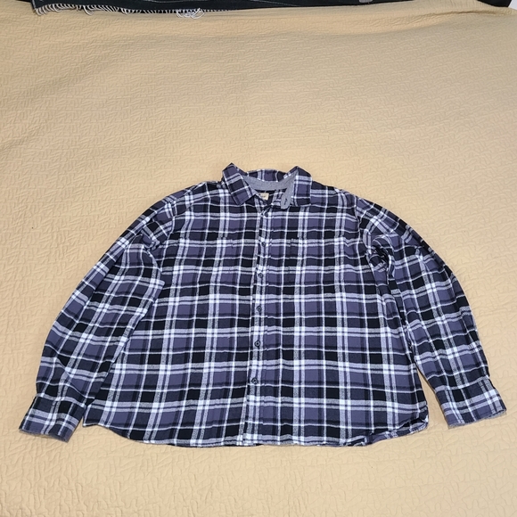 Woolrich flannel button down size 3XL - Picture 3 of 7